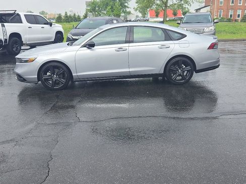 Certified 2025 Honda Accord Sport image 4