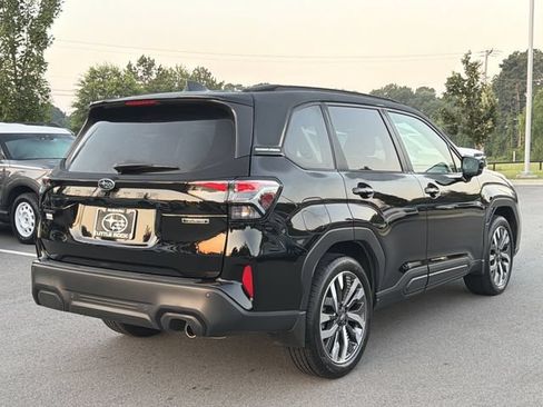 Used 2026 Subaru Forester Touring AWD/4WD image 5