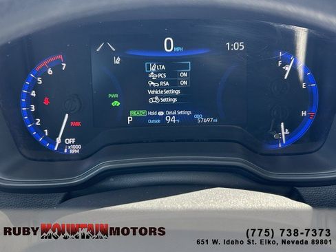 Used 2022 Toyota Corolla LE w/ Carpet Mat Package (TMS) FWD image 16