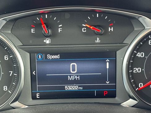 Used 2024 GMC Terrain SLE image 18