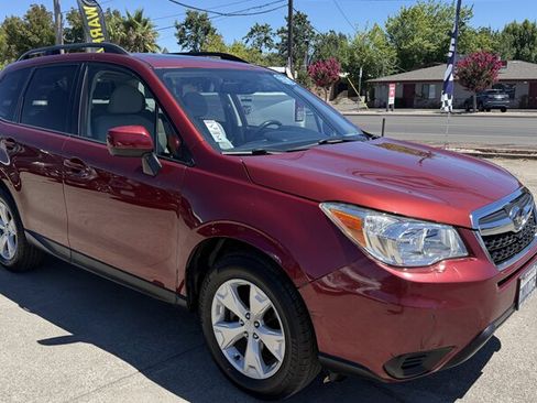 Used 2016 Subaru Forester 2.5i Premium w/ Popular Package #2 AWD/4WD image 2