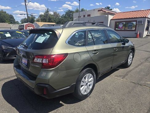Used 2019 Subaru Outback 2.5i AWD/4WD image 10