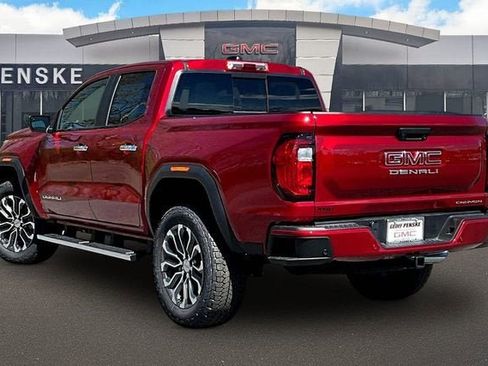 New 2026 GMC Canyon Denali image 3