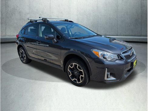 Used 2016 Subaru Crosstrek 2.0i Limited AWD/4WD image 8