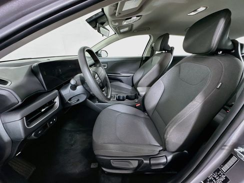 Used 2025 Kia K4 FWD image 13