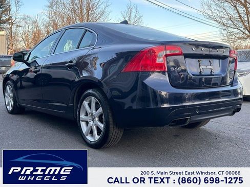 Used 2016 Volvo S60 T5 Premier image 3