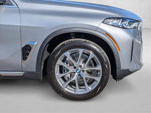 New 2026 BMW X5 xDrive40i image 10