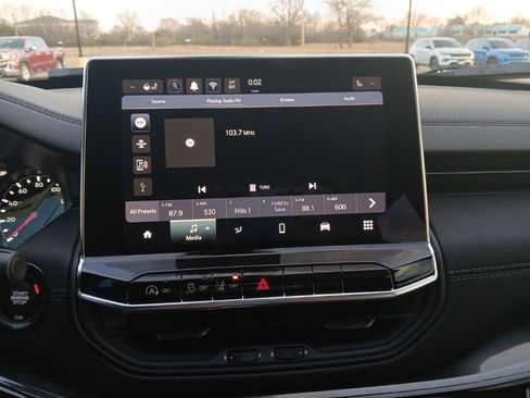 New 2026 Jeep Compass Latitude image 18