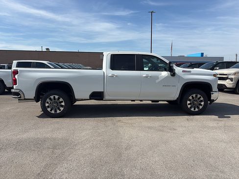 New 2026 Chevrolet Silverado 2500 LT w/ All Star Edition AWD/4WD image 6