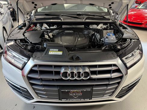 Used 2018 Audi Q5 2.0T Premium Plus w/ Premium Plus Package AWD/4WD image 21