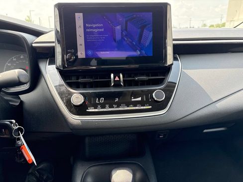 Used 2023 Toyota Corolla LE FWD image 25