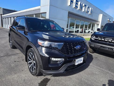 Used 2020 Ford Explorer ST AWD/4WD image 2