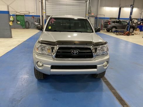Used 2007 Toyota Tacoma PreRunner image 2