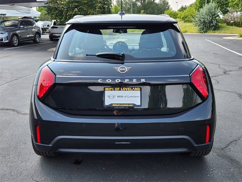 Used 2025 MINI Cooper 2-Door Hardtop image 24