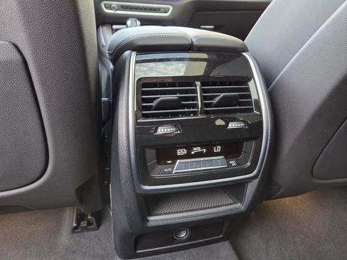 Used 2023 BMW X5 xDrive40i w/ Executive Package image 42