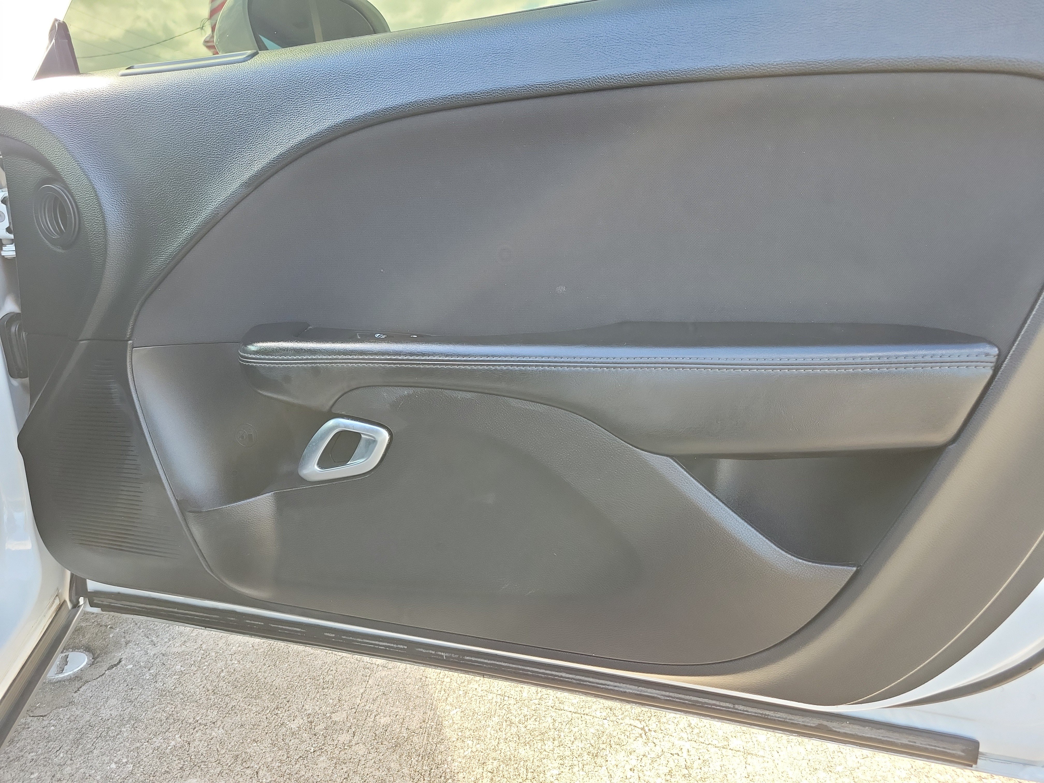 Used 2019 Dodge Challenger SXT RWD image 14