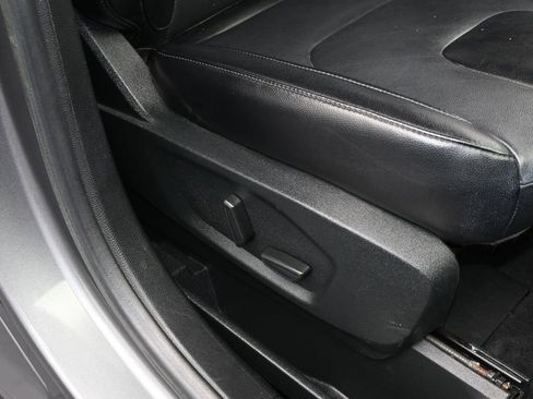 Used 2022 Ford Edge Titanium image 48