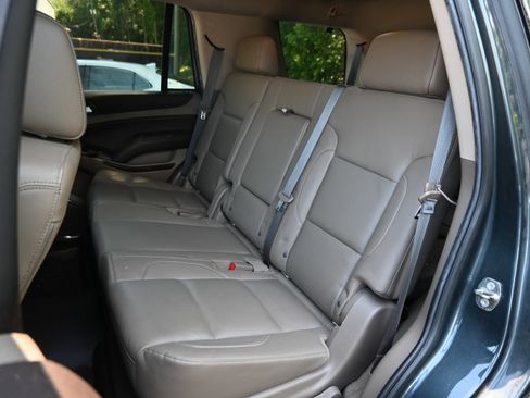 Used 2019 Chevrolet Tahoe LT RWD image 8