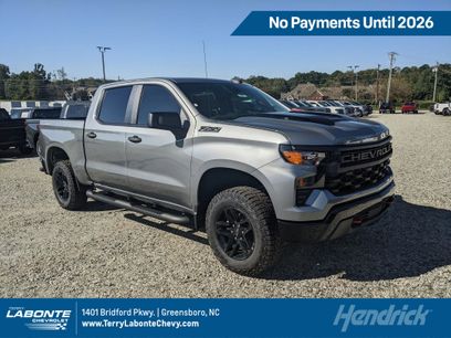 New 2026 Chevrolet Silverado 1500 Custom Trail Boss w/ LPO, Dark Essentials Package