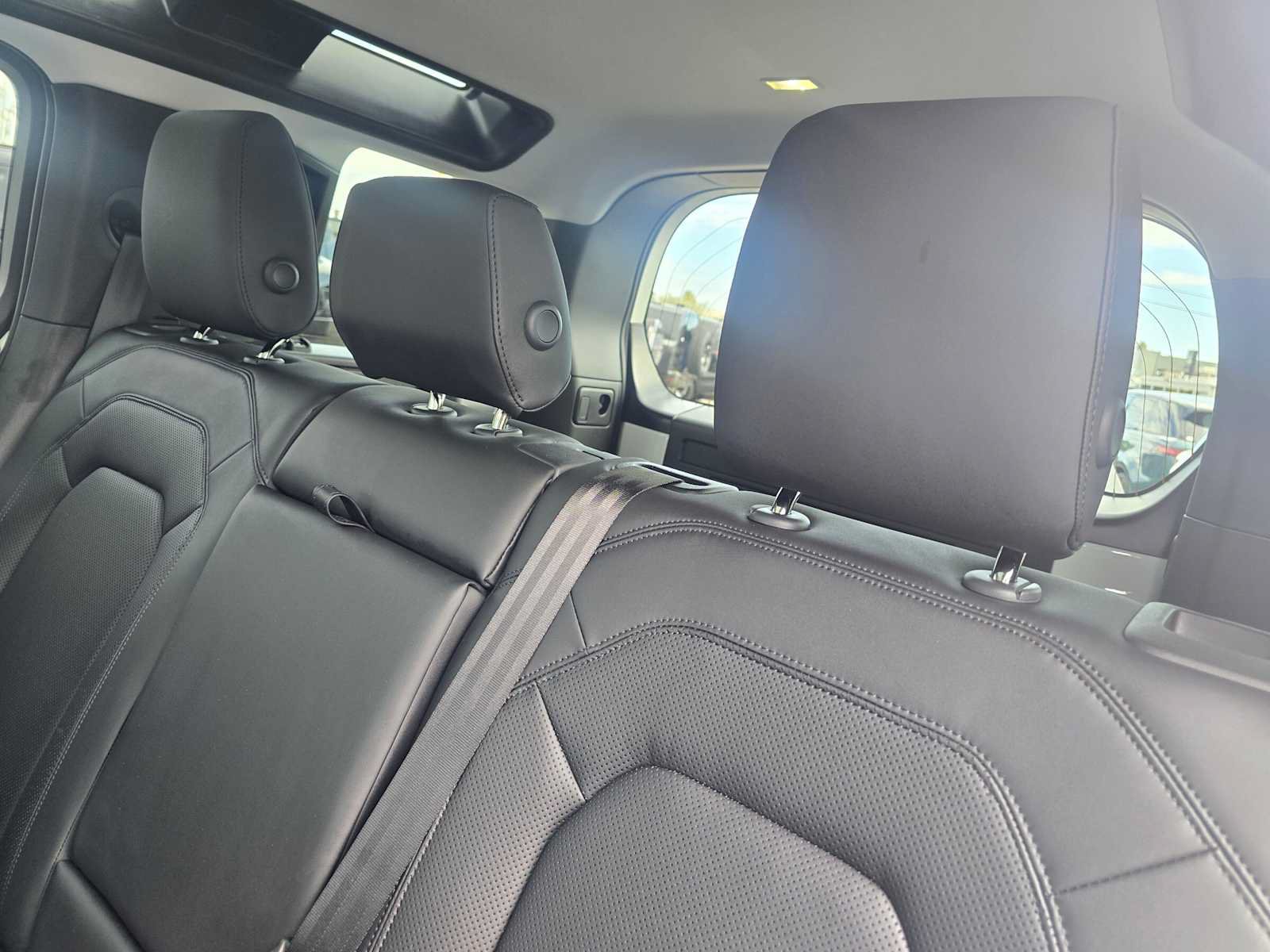 New 2026 Land Rover Defender 110 S AWD/4WD image 17