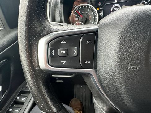 Used 2025 RAM 1500 Warlock AWD/4WD image 20