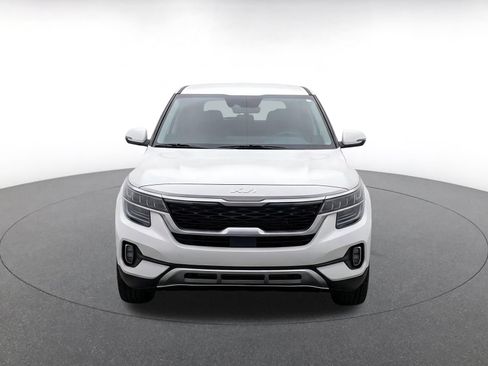 Used 2025 Kia Seltos S FWD image 2