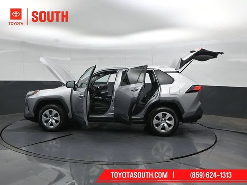 Used 2023 Toyota RAV4 LE AWD/4WD image 52