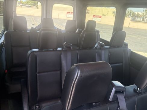 Used 2025 Mercedes-Benz Sprinter 2500 image 33