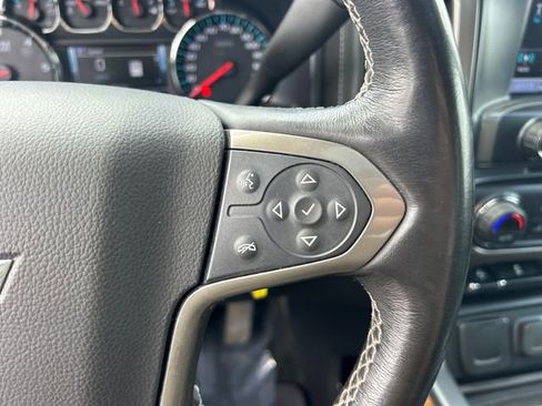 Used 2018 Chevrolet Silverado 1500 High Country image 14