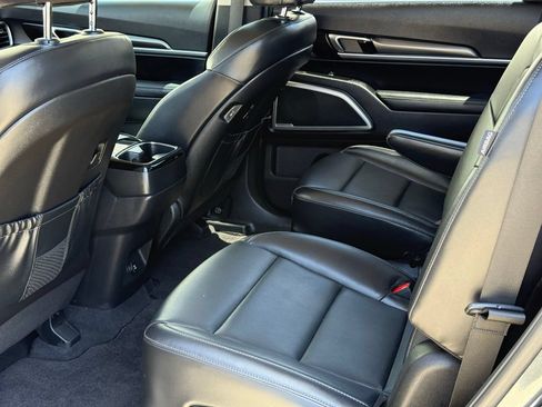 Used 2023 Kia Telluride S AWD/4WD image 8