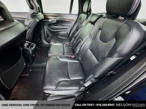 Used 2017 Volvo XC90 T6 Momentum w/ Vision Package image 25