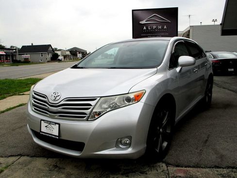 Used 2012 Toyota Venza Limited w/ Tow Pkg AWD/4WD image 6