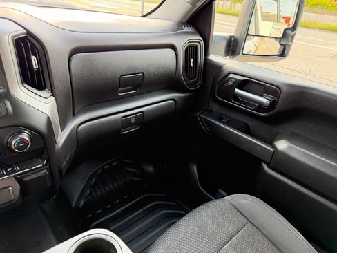 Used 2020 Chevrolet Silverado 2500 W/T w/ WT Convenience Package AWD/4WD image 39