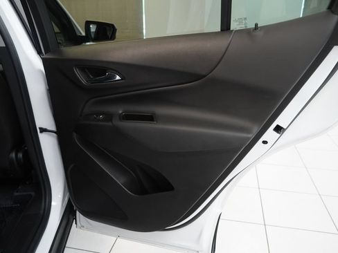 Used 2024 Chevrolet Equinox LT w/ LPO, Floor Liner Package AWD/4WD image 32