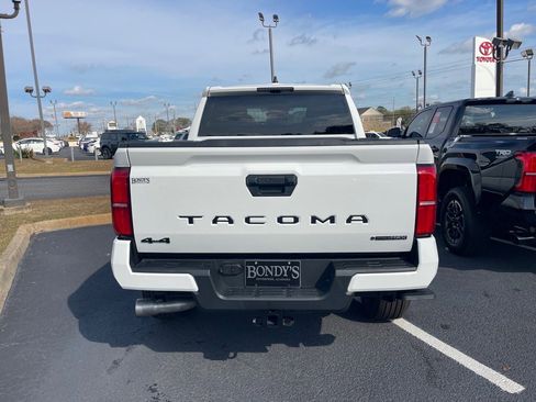 New 2025 Toyota Tacoma TRD Sport image 12