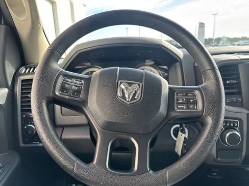 Used 2017 RAM 1500 Express w/ Express Value Package image 16