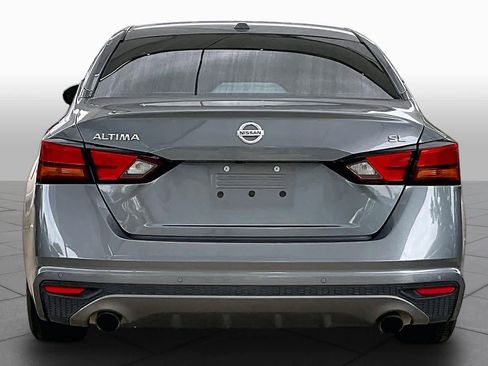 Used 2019 Nissan Altima 2.5 SL FWD image 5