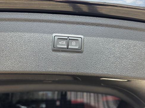 Used 2021 Audi Q5 2.0T Premium Plus AWD/4WD image 9