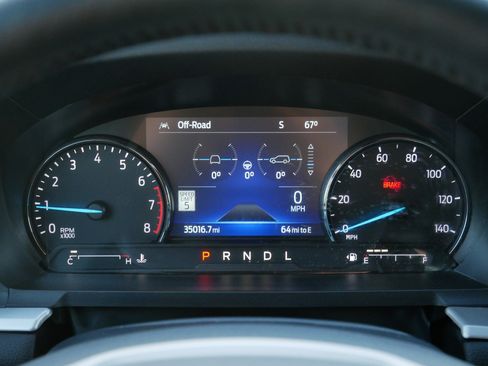 Certified 2022 Ford Explorer XLT w/ Equipment Group 202A AWD/4WD image 21