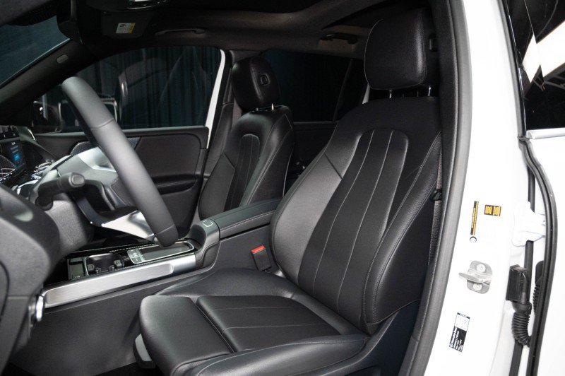 New 2026 Mercedes-Benz GLB 250 image 11