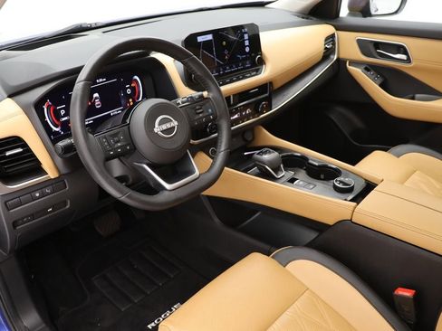 Used 2023 Nissan Rogue Platinum w/ Platinum Premium Package image 15