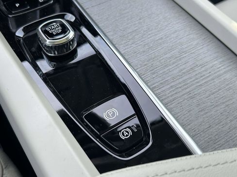 New 2026 Volvo V60 B5 Cross Country Plus w/ Climate Package AWD/4WD image 28