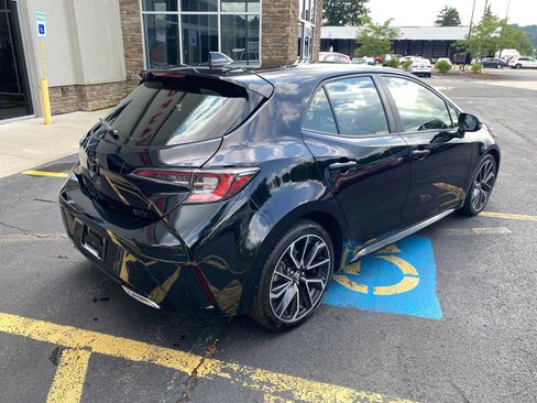 Used 2021 Toyota Corolla XSE FWD image 4