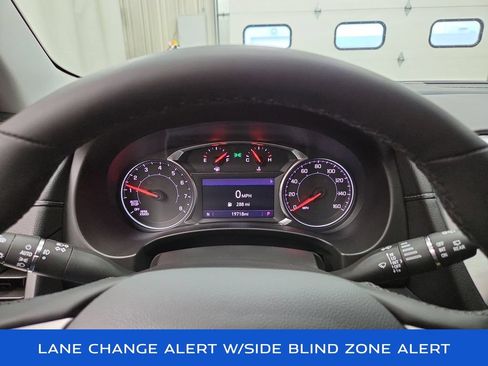 Used 2023 GMC Terrain SLT w/ Tech Package AWD/4WD image 24