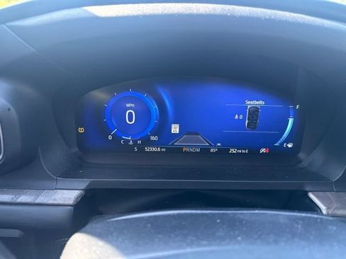 Used 2020 Ford Explorer Platinum w/ Premium Technology Package AWD/4WD image 17