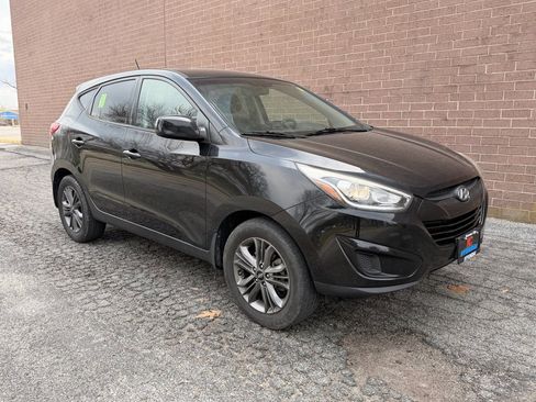 Used 2015 Hyundai Tucson GLS w/ Option Group 02 FWD image 7