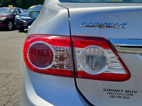 Used 2011 Toyota Corolla LE FWD image 13
