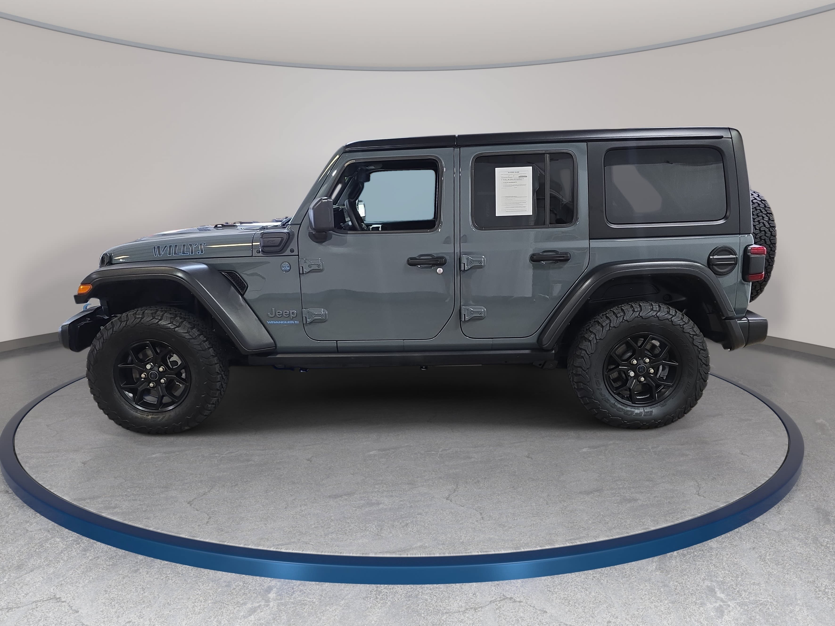 Used 2024 Jeep Wrangler Unlimited AWD/4WD image 9
