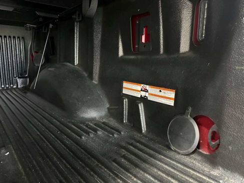 Used 2019 Ford F150 Lariat AWD/4WD image 10