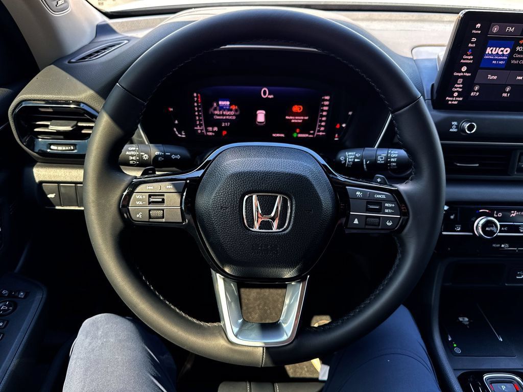 New 2026 Honda Pilot Touring image 14